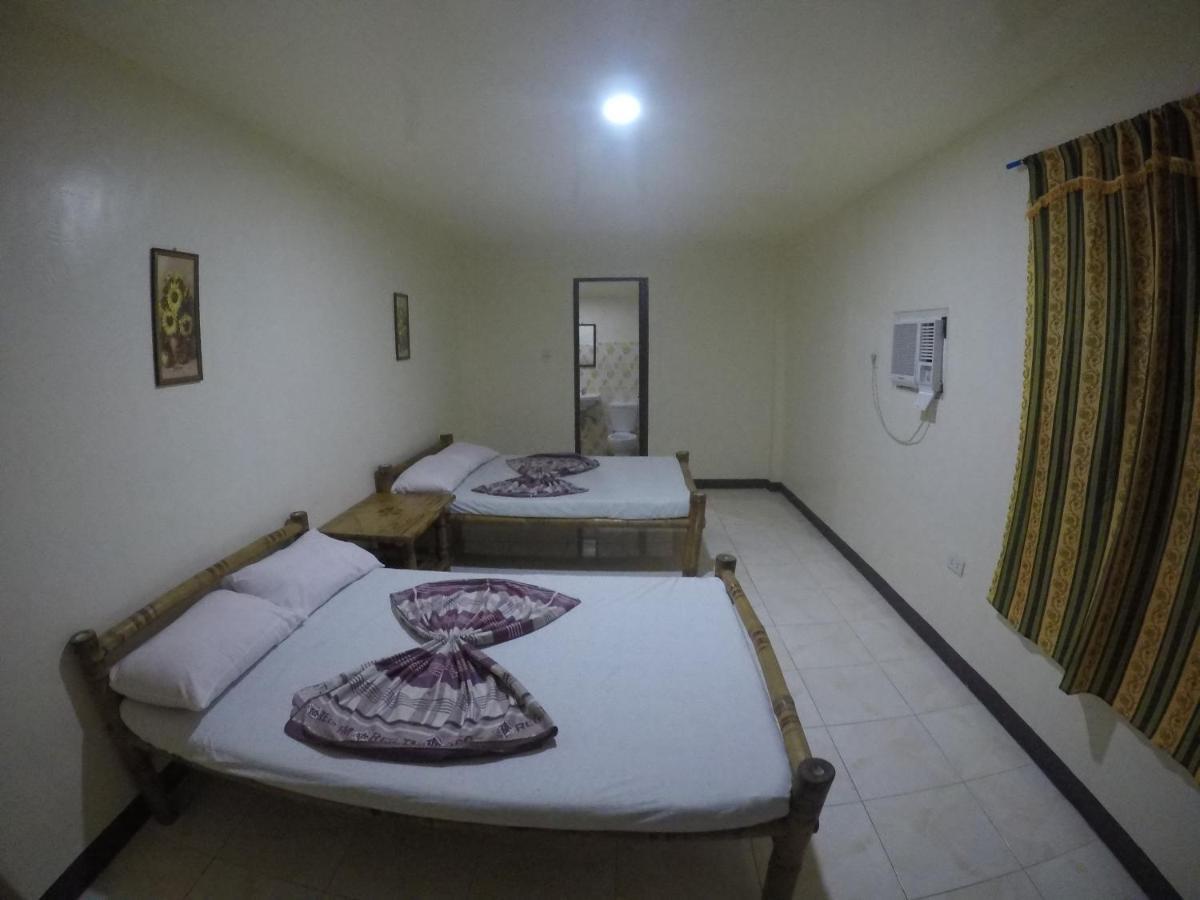 Carles Se San Beach Resort-Isla De Gigantes מראה חיצוני תמונה